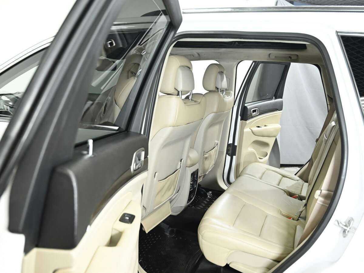 Купить Jeep Grand Cherokee с пробегом. Фото: #15