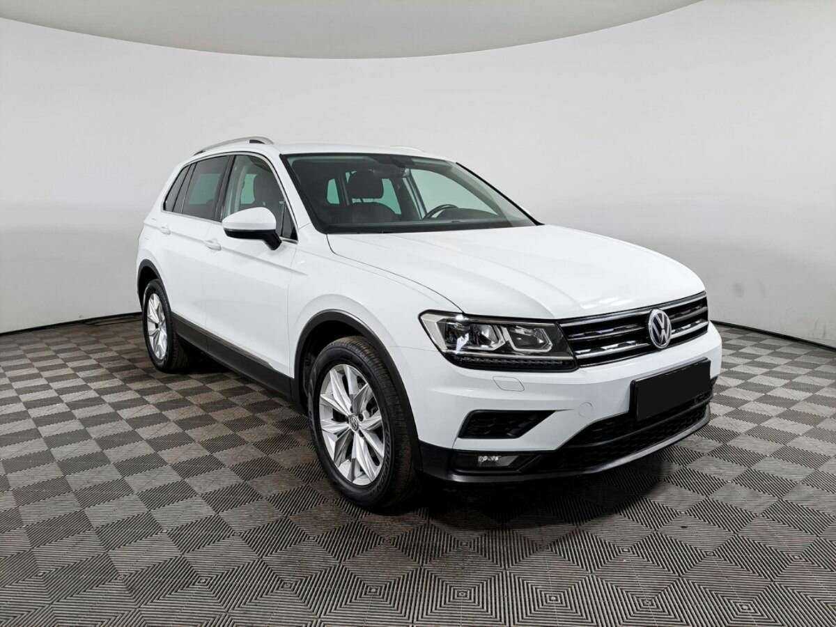 Купить Volkswagen Tiguan с пробегом. Фото: #2