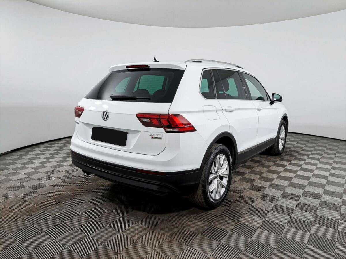 Купить Volkswagen Tiguan с пробегом. Фото: #4