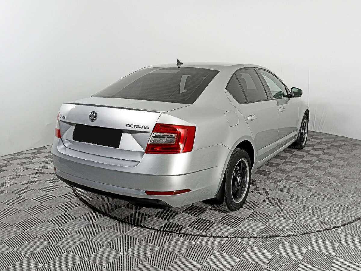Купить Skoda Octavia с пробегом. Фото: #4