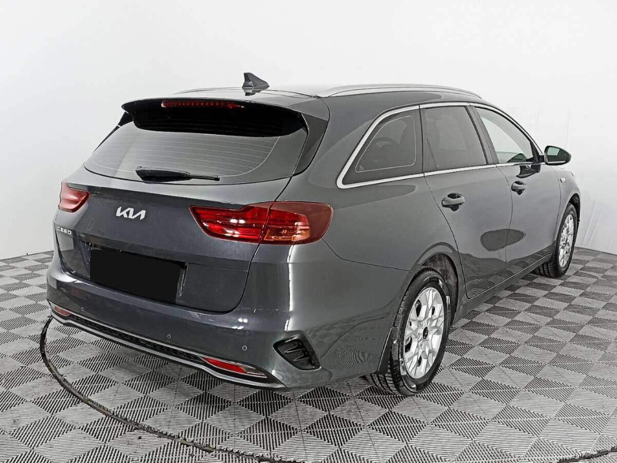 Купить Kia Ceed с пробегом. Фото: #4