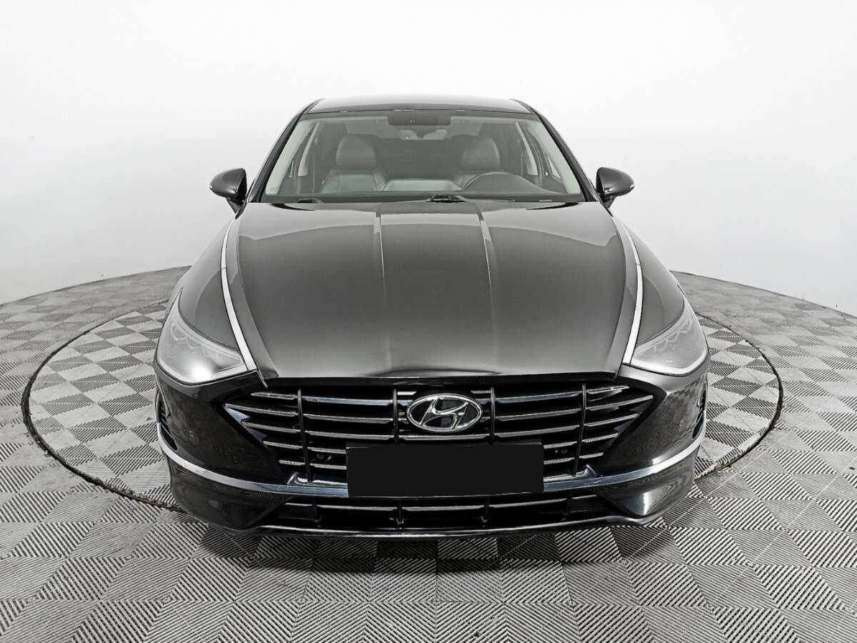 Купить Hyundai Sonata с пробегом. Фото: #1