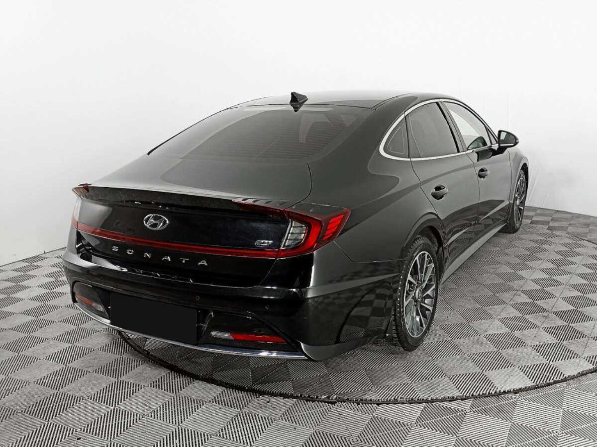 Купить Hyundai Sonata с пробегом. Фото: #4