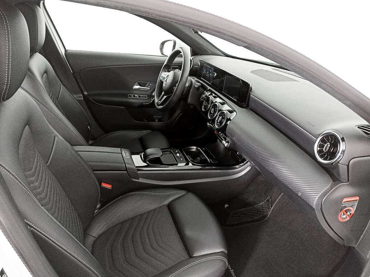 Купить Mercedes-Benz A-Класс с пробегом. Фото: #8