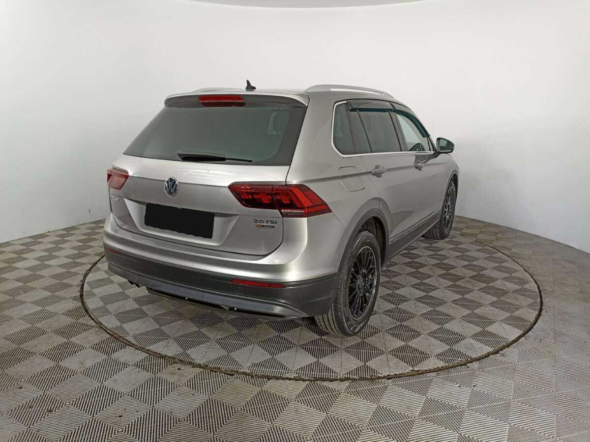 Купить Volkswagen Tiguan с пробегом. Фото: #4