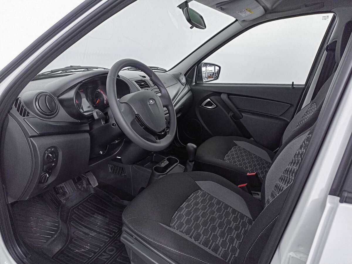 Купить Lada (ВАЗ) Granta с пробегом. Фото: #13