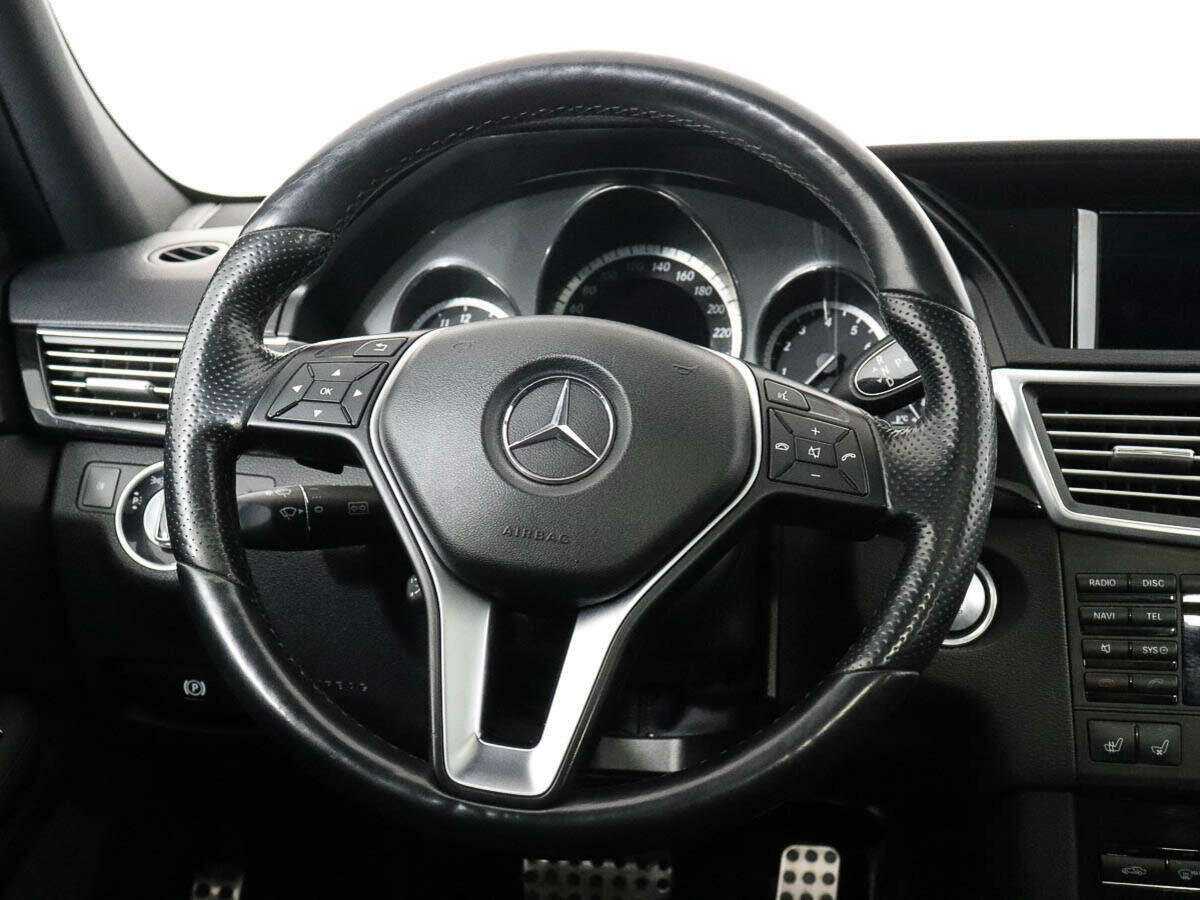 Купить Mercedes-Benz E-Класс с пробегом. Фото: #12