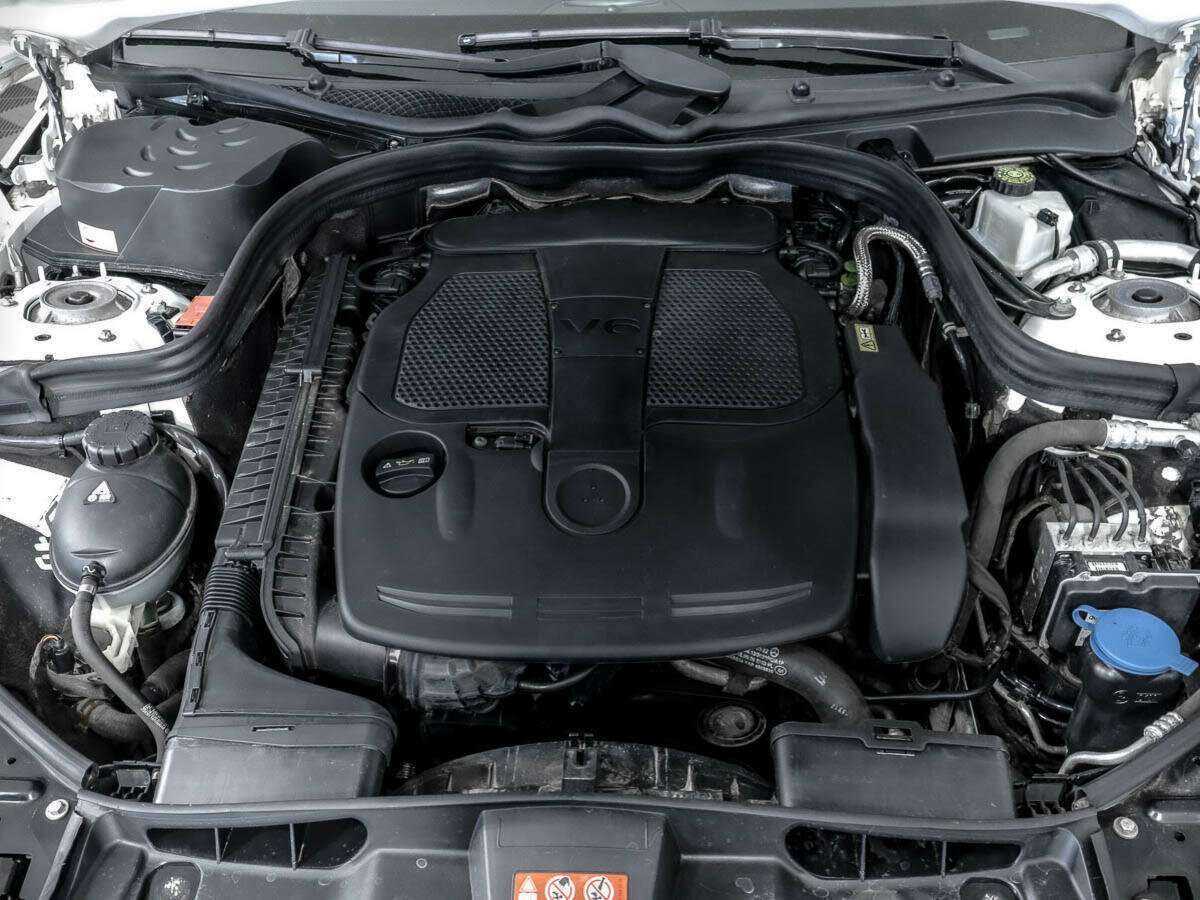 Купить Mercedes-Benz E-Класс с пробегом. Фото: #13