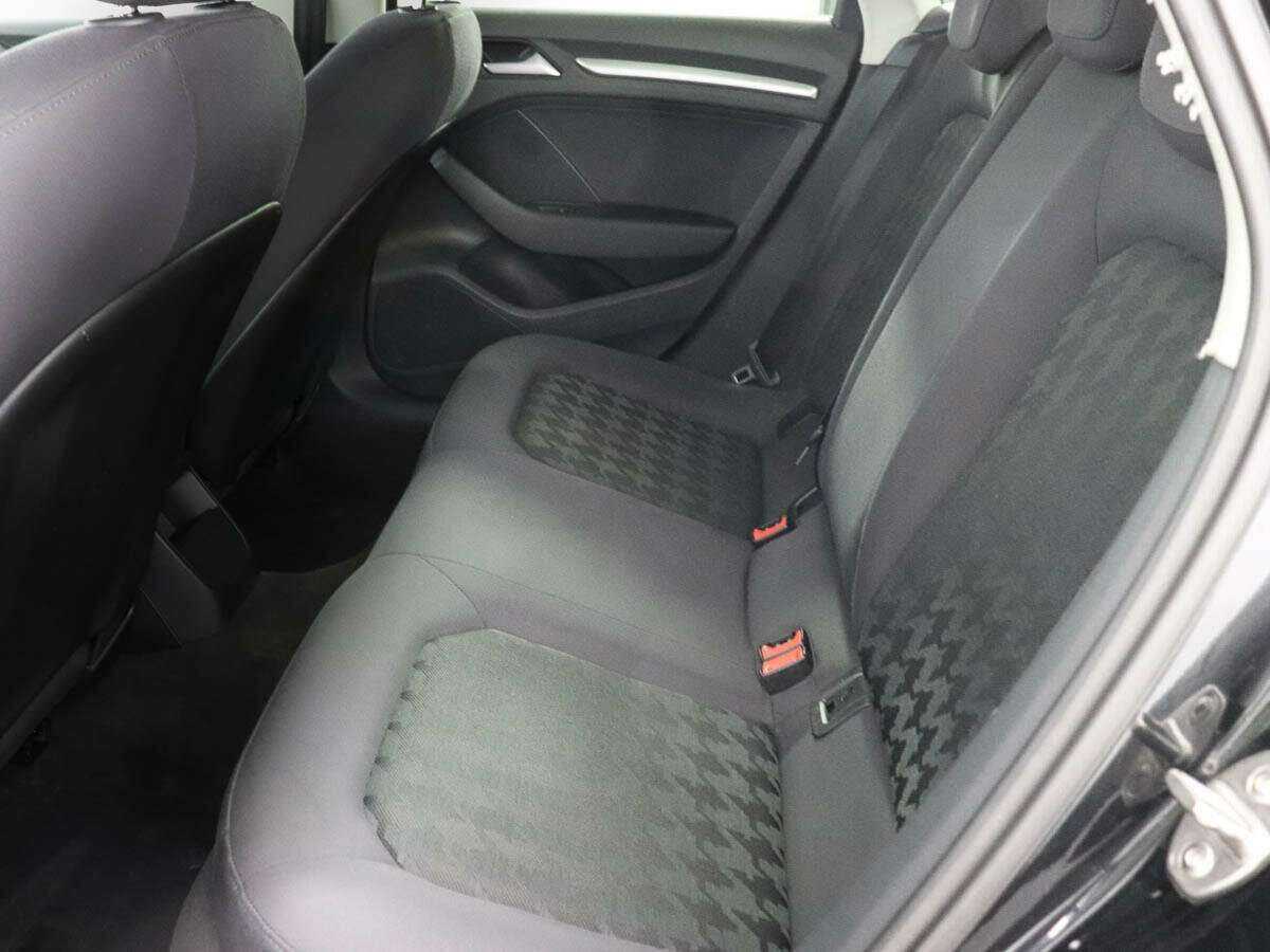 Купить Audi A3 с пробегом. Фото: #8