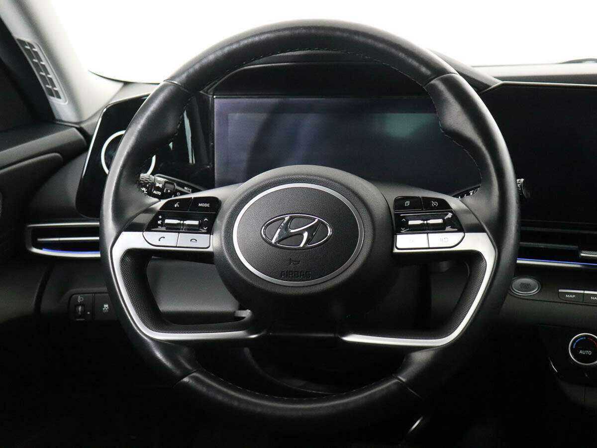 Купить Hyundai Elantra с пробегом. Фото: #12