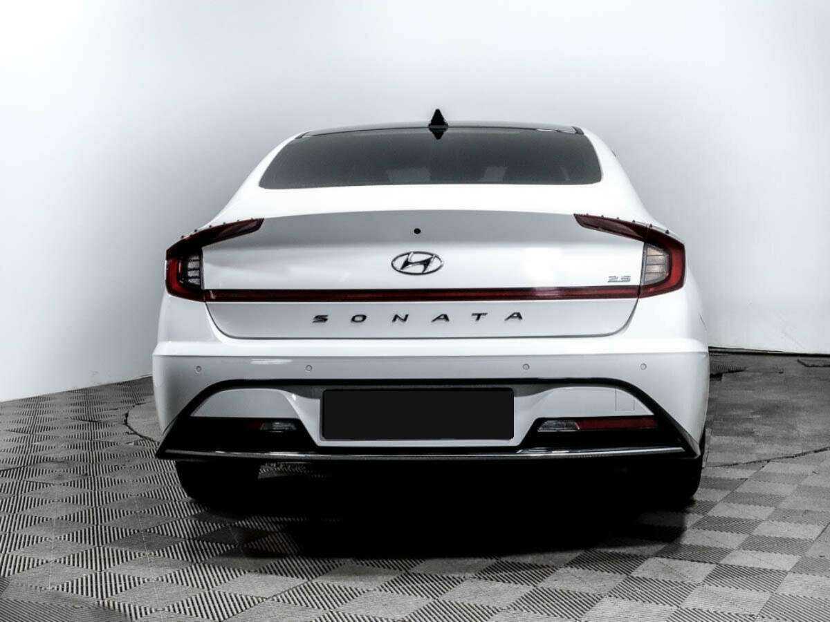 Купить Hyundai Sonata с пробегом. Фото: #4
