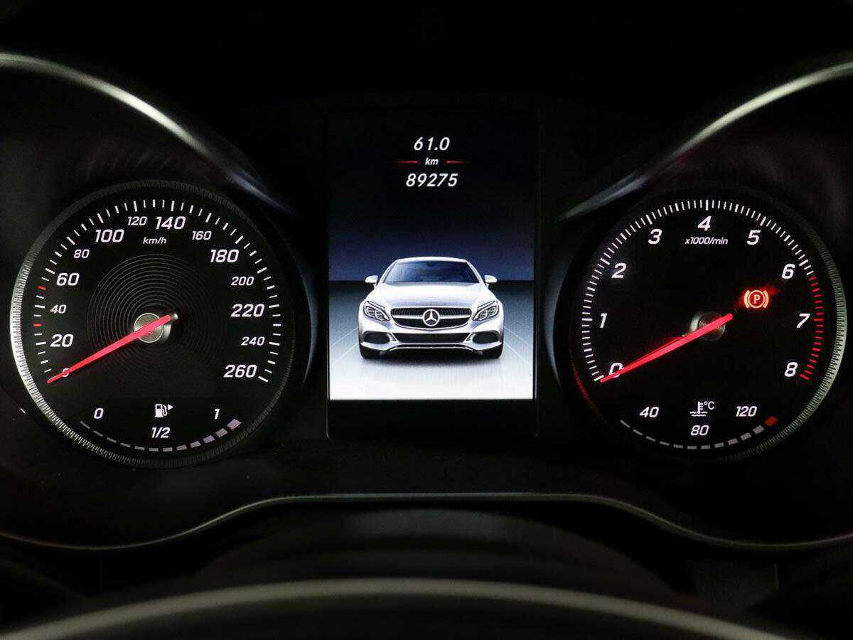 Купить Mercedes-Benz C-Класс с пробегом. Фото: #11