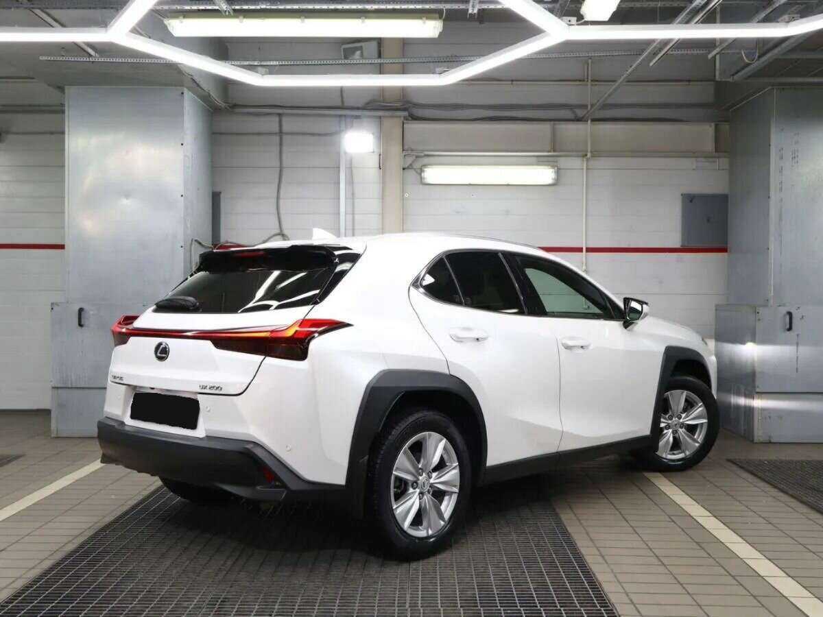 Купить Lexus UX с пробегом. Фото: #1