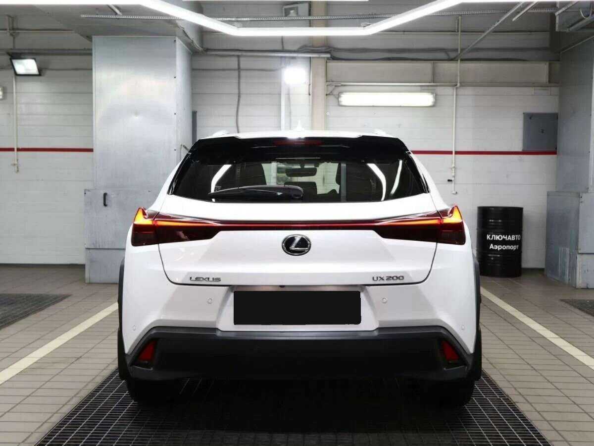 Купить Lexus UX с пробегом. Фото: #3
