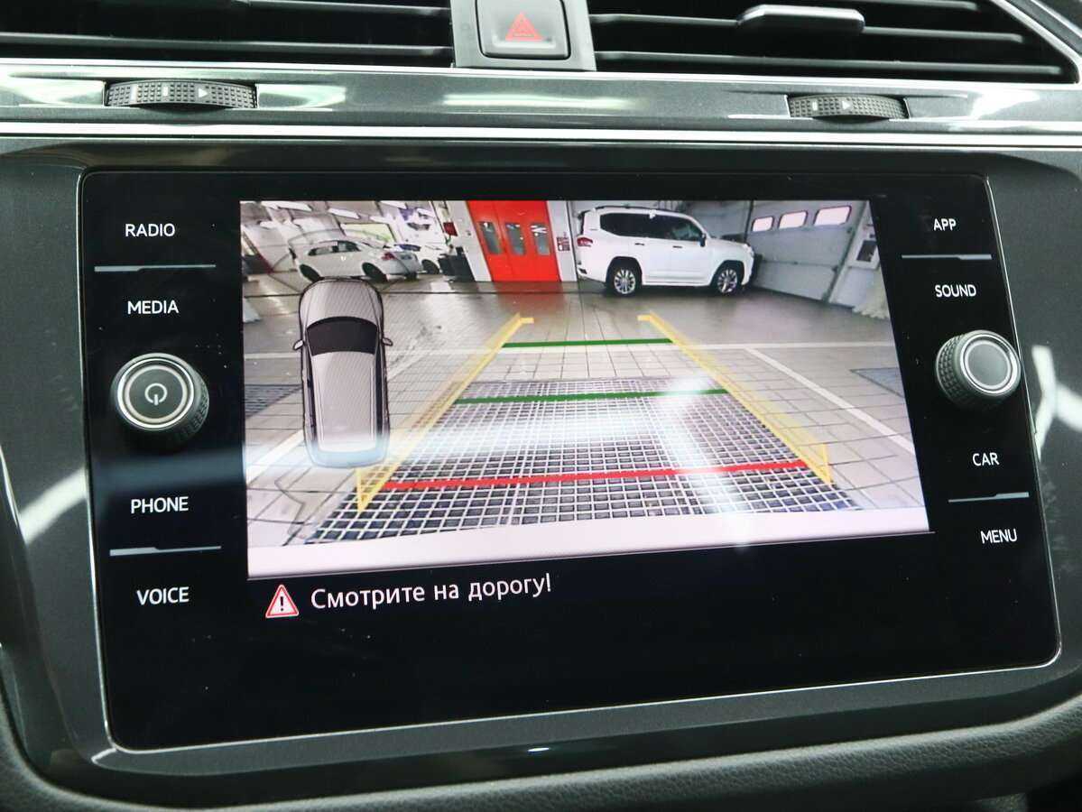Купить Volkswagen Tiguan с пробегом. Фото: #20