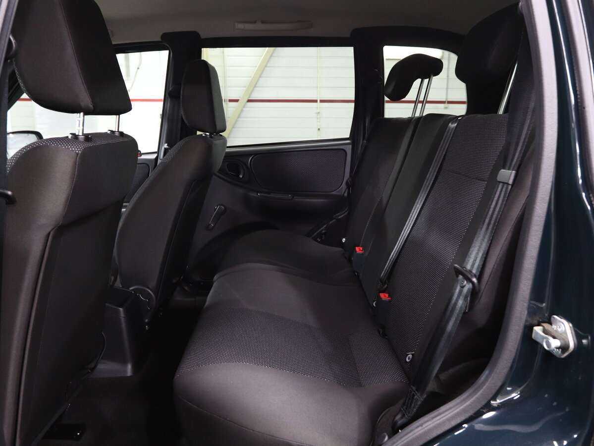 Купить Lada (ВАЗ) Niva с пробегом. Фото: #9