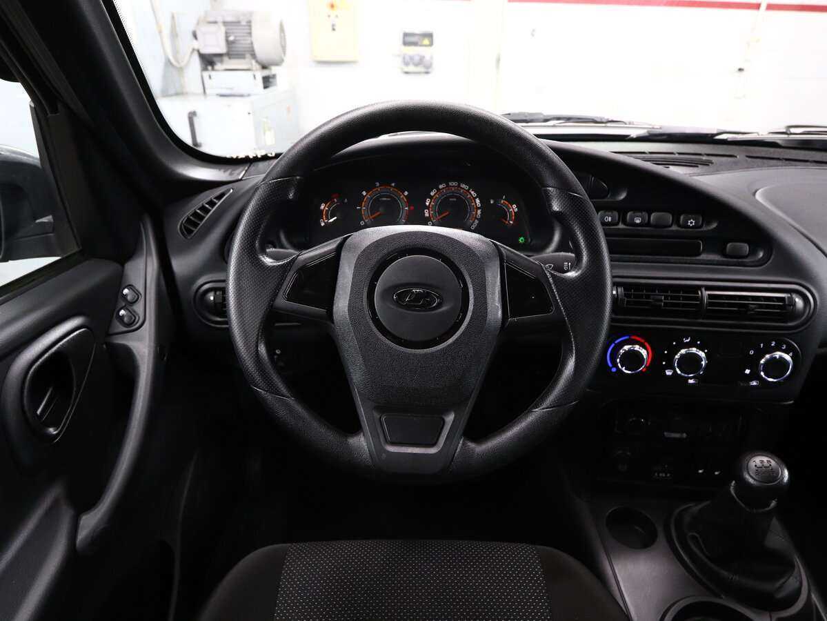 Купить Lada (ВАЗ) Niva с пробегом. Фото: #14