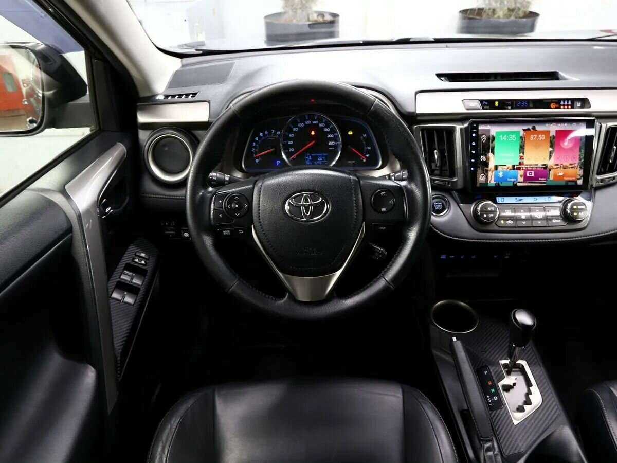Купить Toyota RAV4 с пробегом. Фото: #14