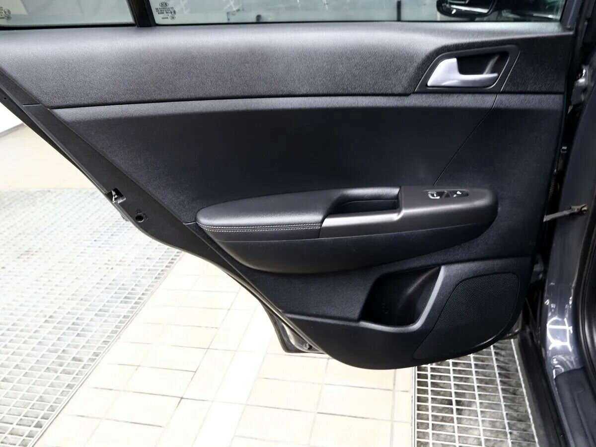 Купить Kia Sportage с пробегом. Фото: #9