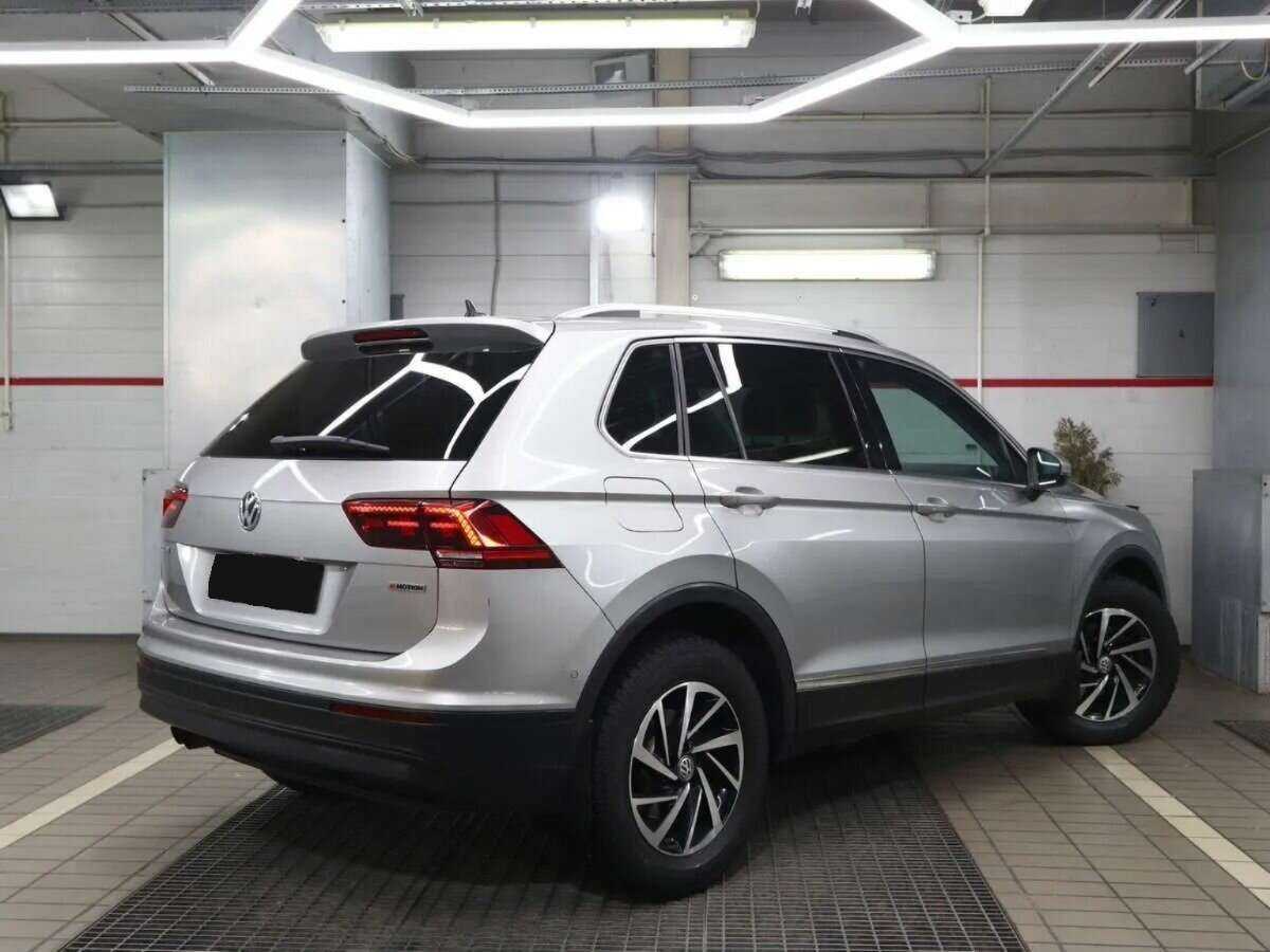 Купить Volkswagen Tiguan с пробегом. Фото: #1