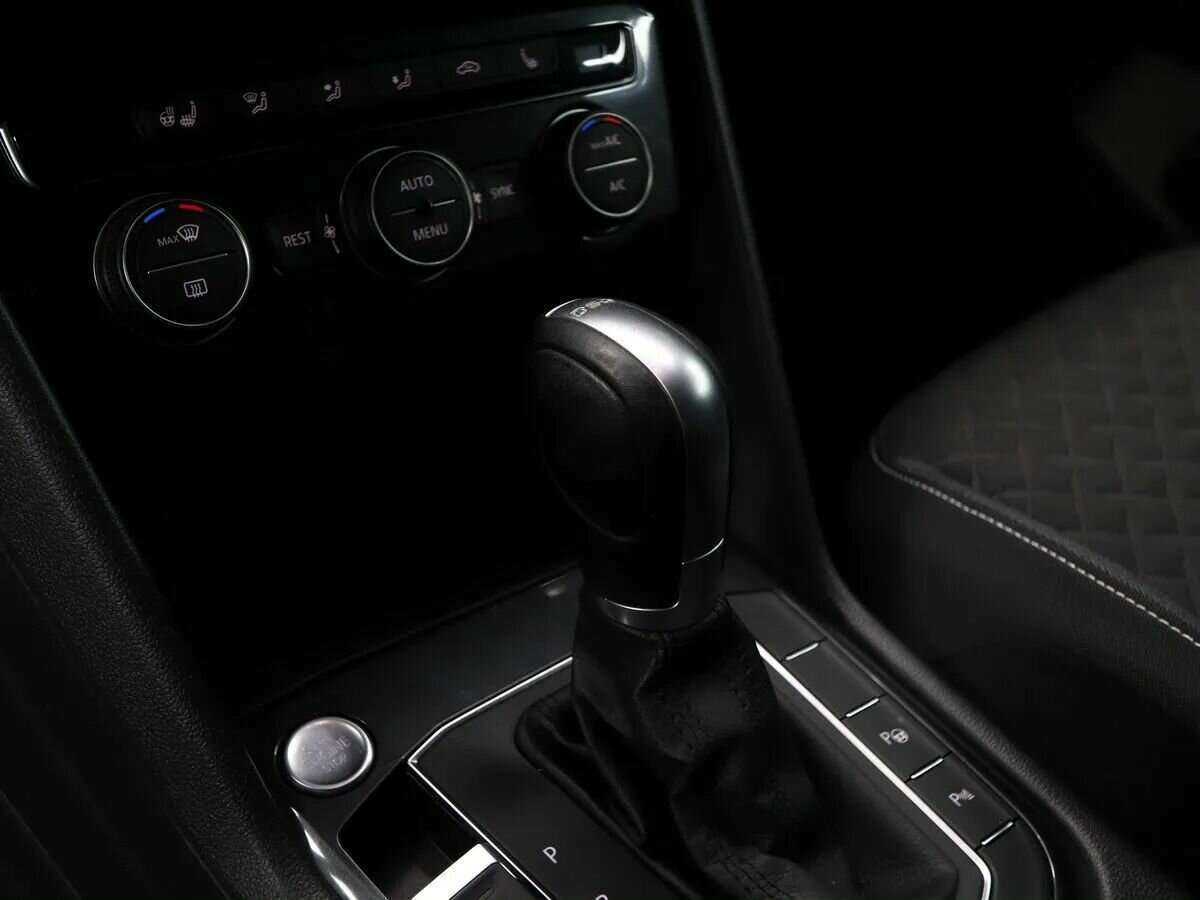 Купить Volkswagen Tiguan с пробегом. Фото: #8