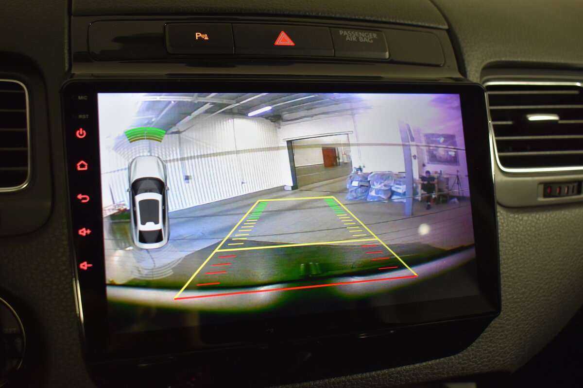 Купить Volkswagen Touareg с пробегом. Фото: #20