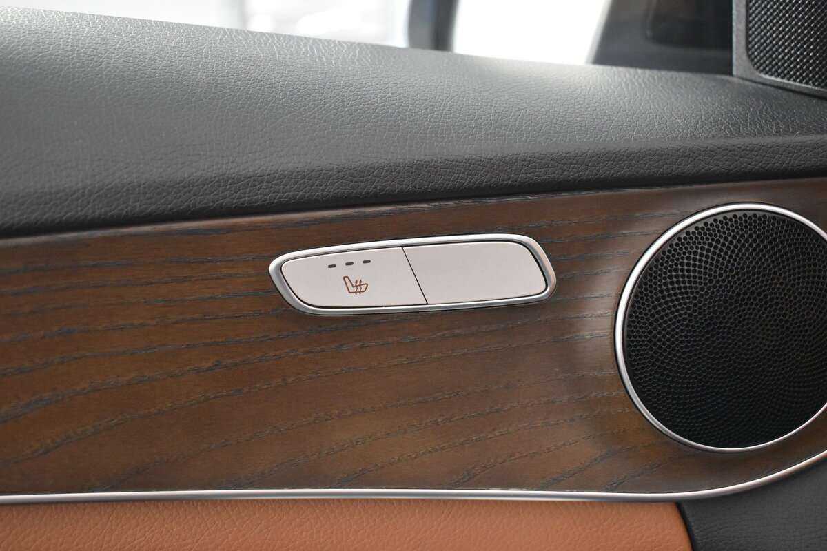 Купить Mercedes-Benz C-Класс с пробегом. Фото: #8