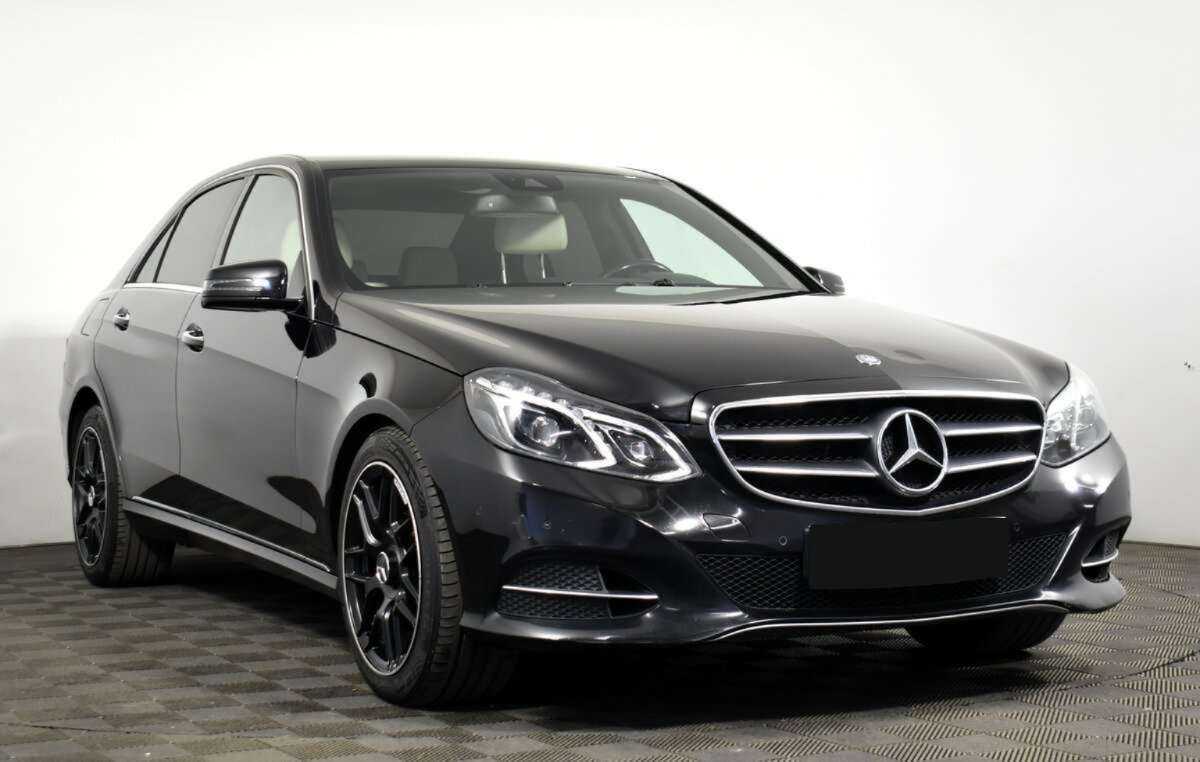 Купить Mercedes-Benz E-Класс с пробегом. Фото: #2