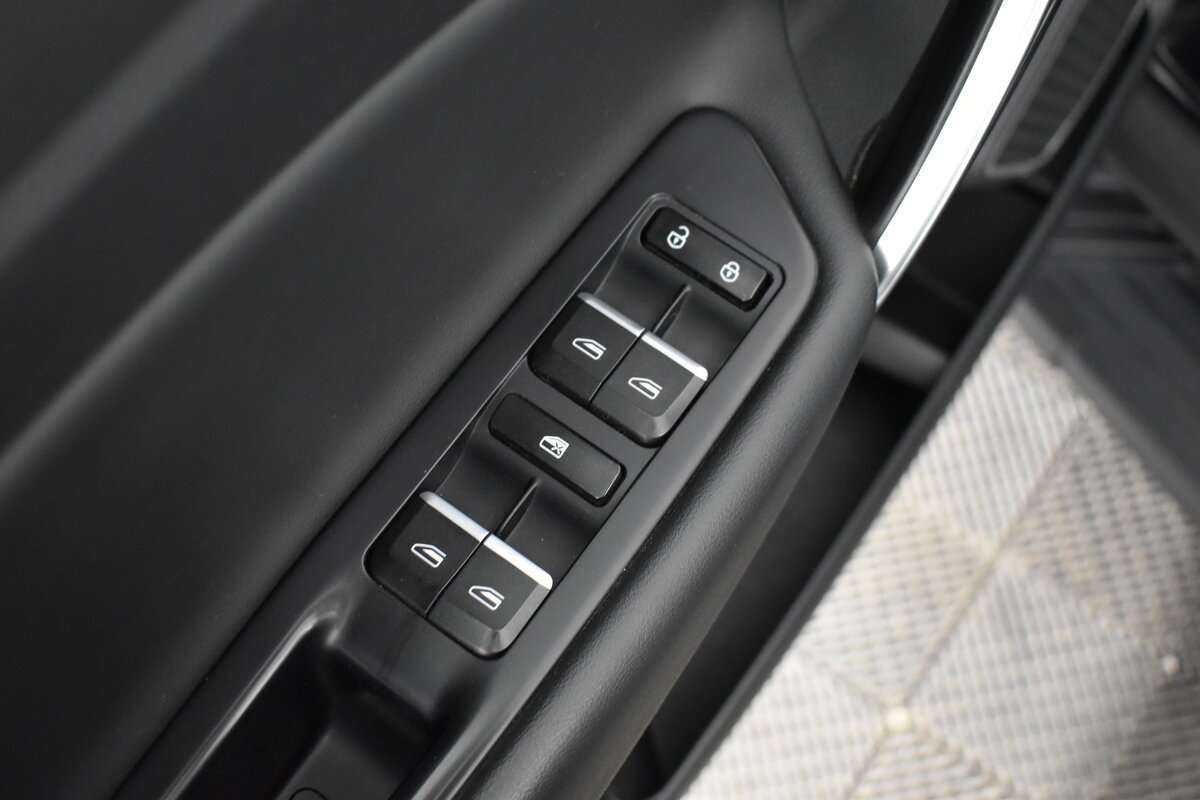 Купить Geely Atlas с пробегом. Фото: #9