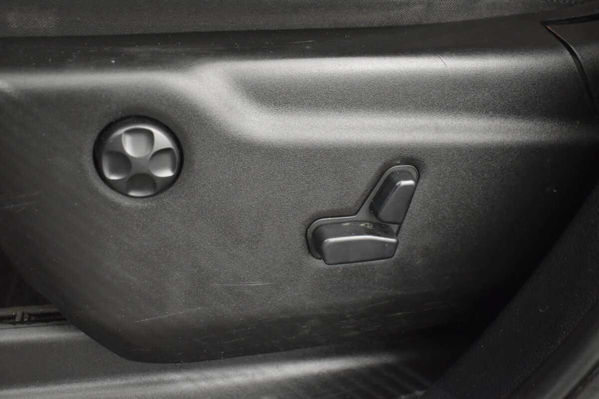 Купить Jeep Grand Cherokee с пробегом. Фото: #24