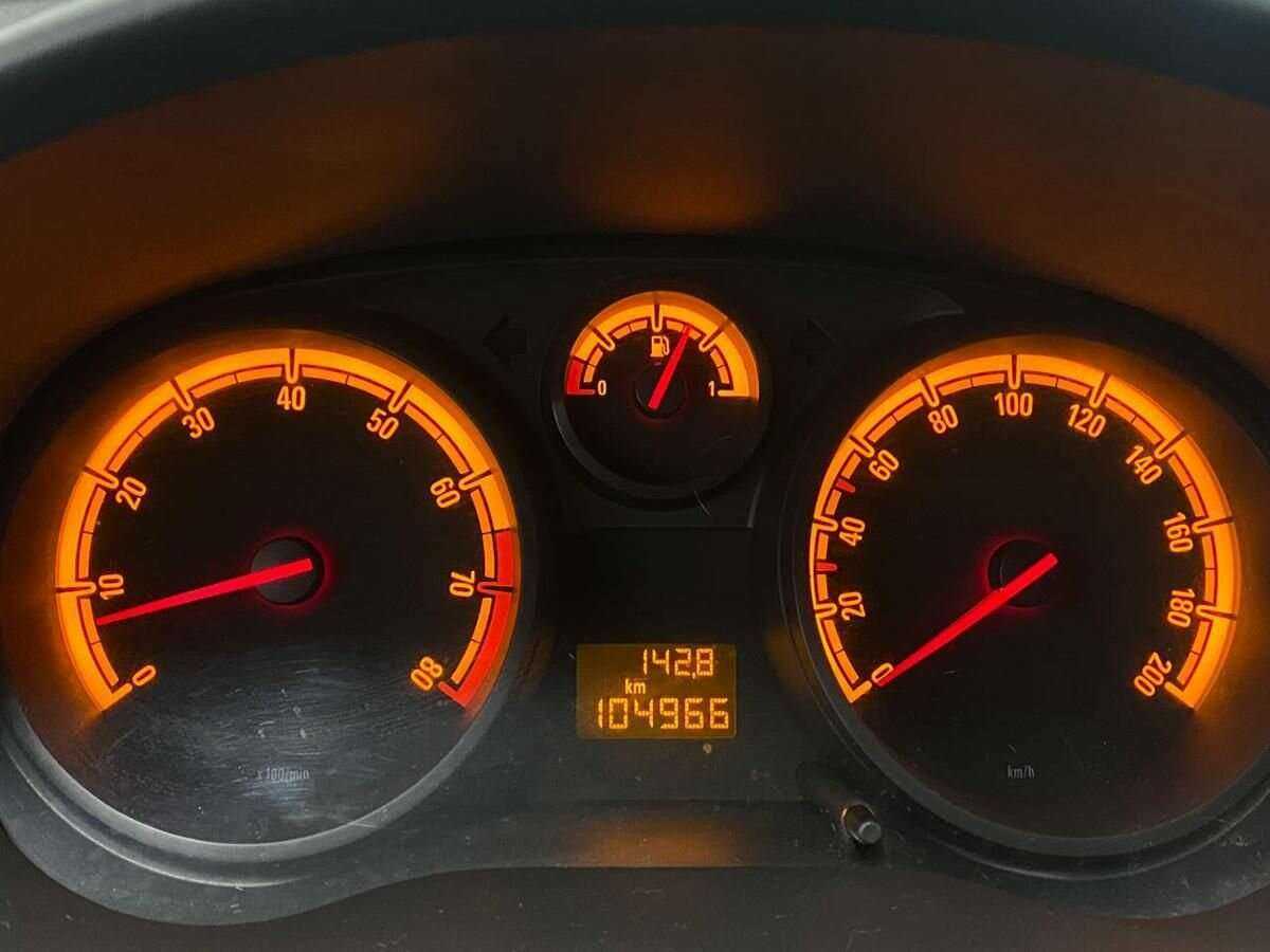 Купить Opel Corsa с пробегом. Фото: #11