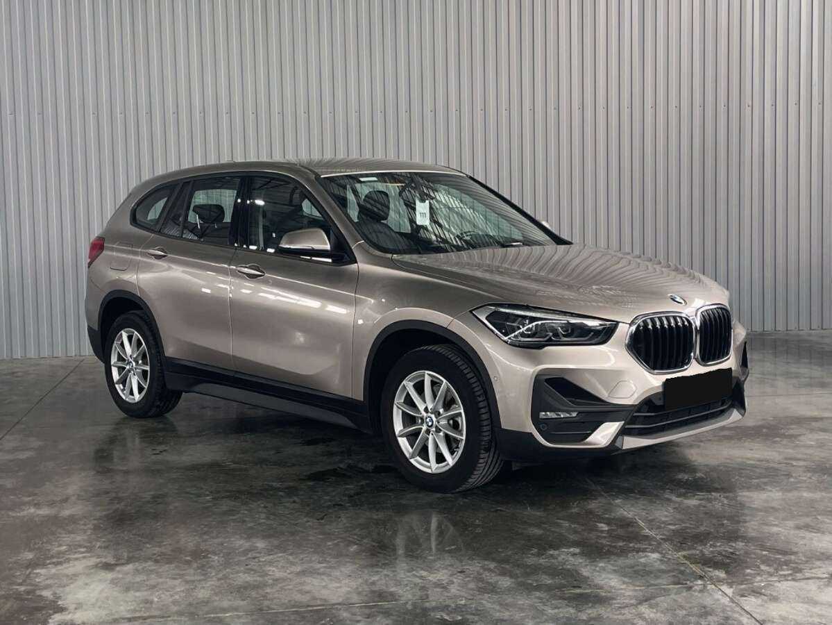 Купить BMW X1 с пробегом. Фото: #2