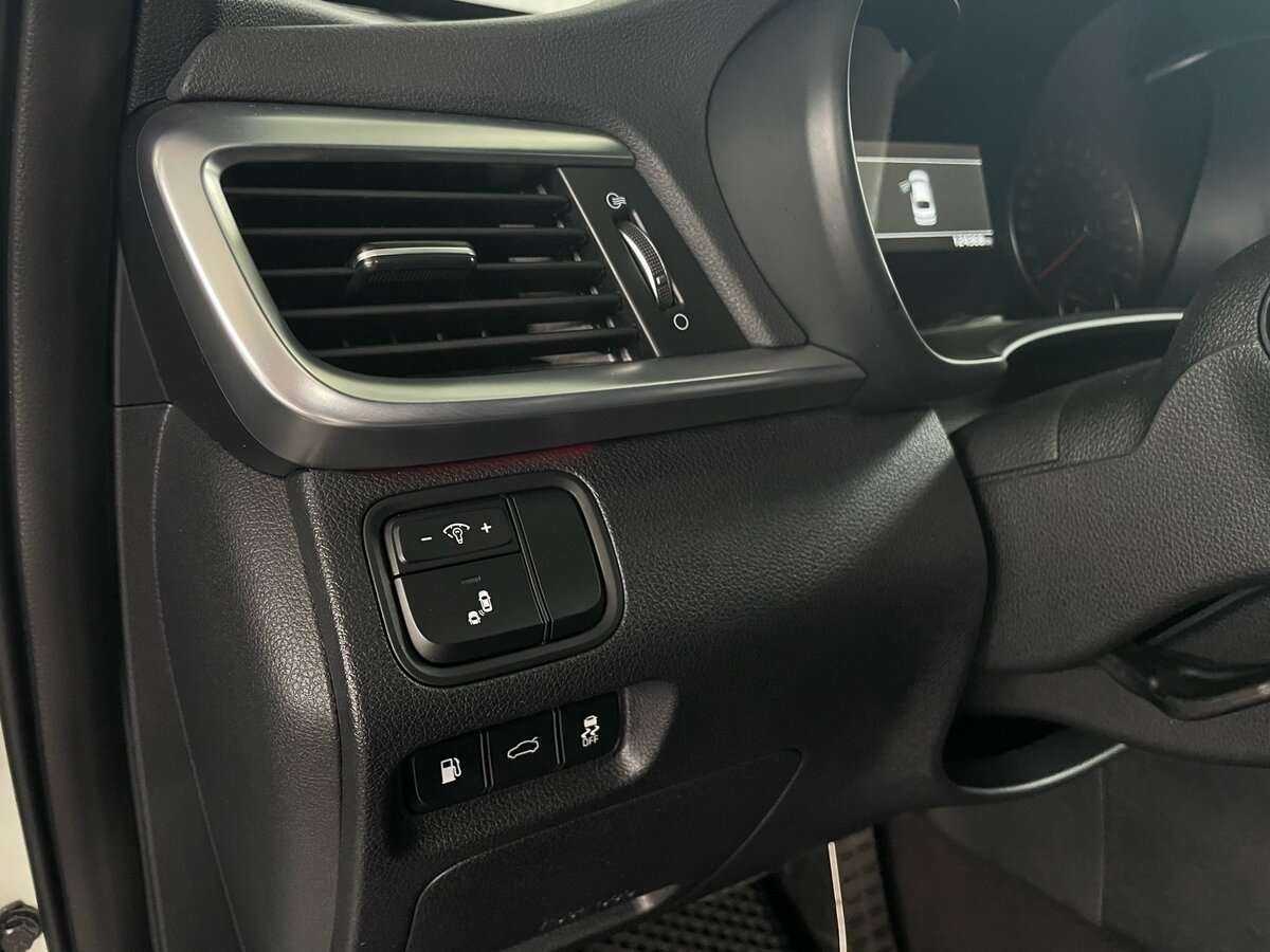 Купить Kia Optima с пробегом. Фото: #14