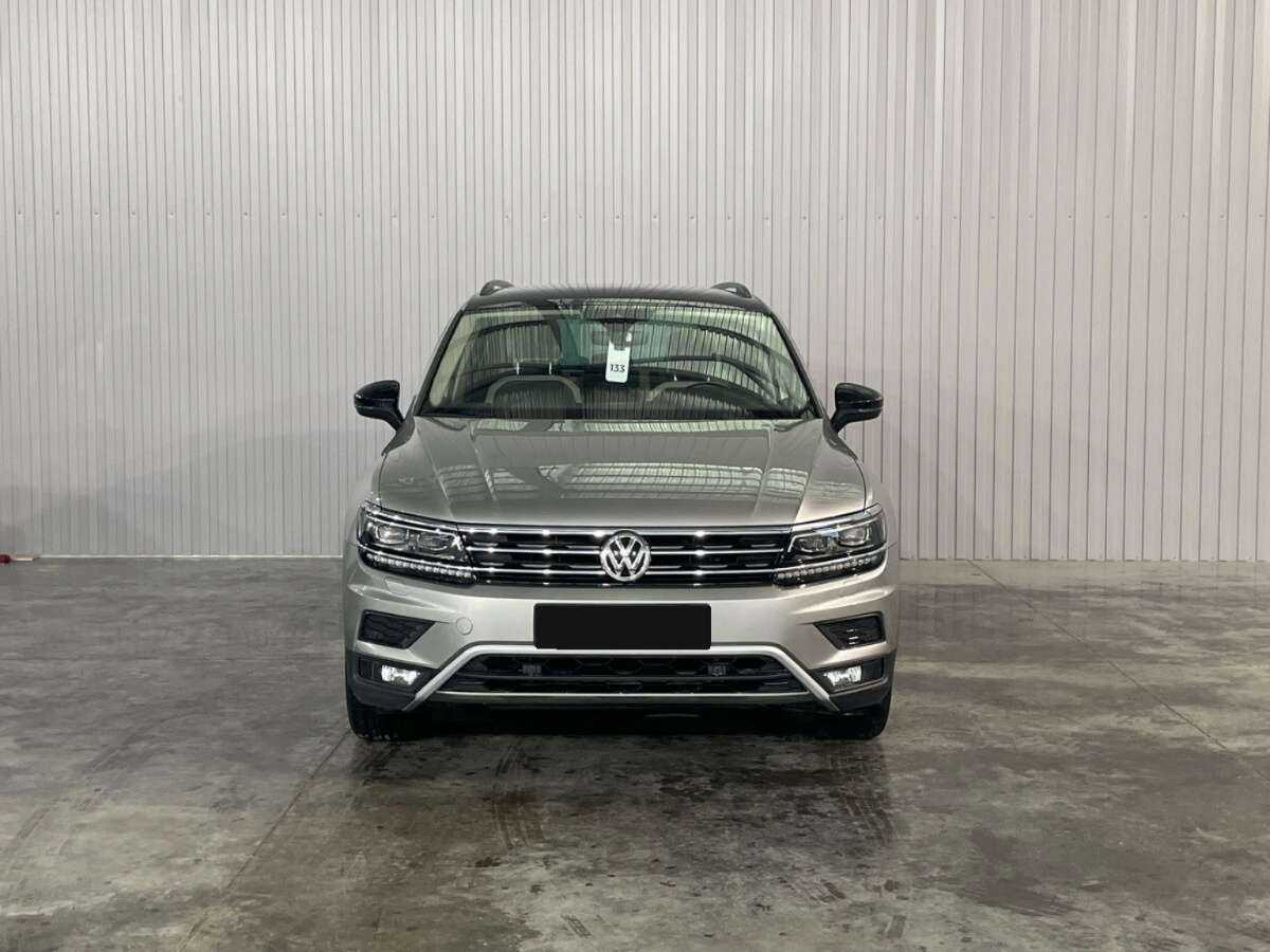 Купить Volkswagen Tiguan с пробегом. Фото: #1