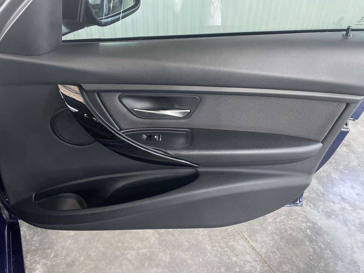 Купить BMW 3 серии с пробегом. Фото: #22