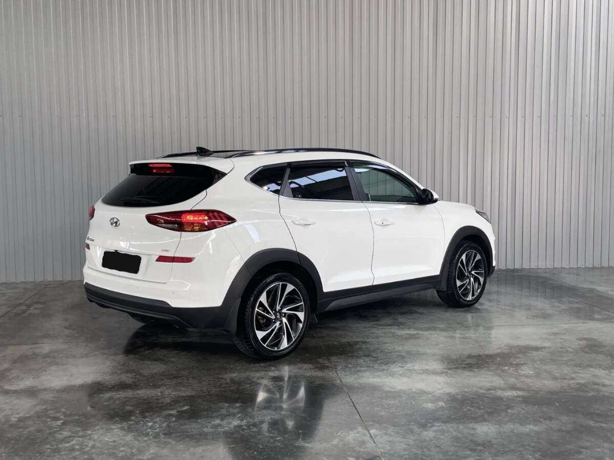 Купить Hyundai Tucson с пробегом. Фото: #4