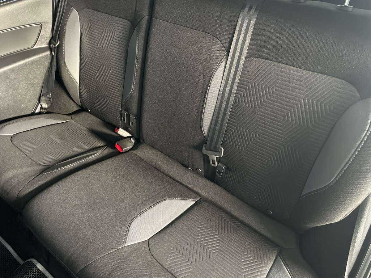 Купить Lada (ВАЗ) Granta с пробегом. Фото: #15