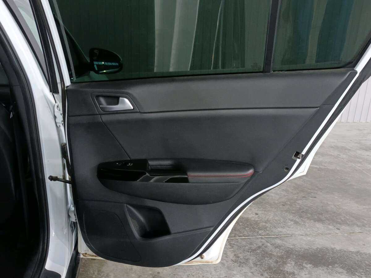 Купить Kia Sportage с пробегом. Фото: #17