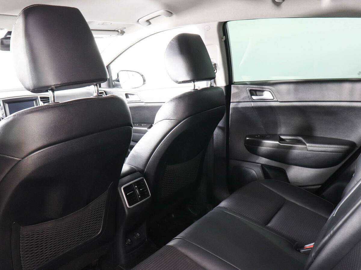 Купить Kia Sportage с пробегом. Фото: #11
