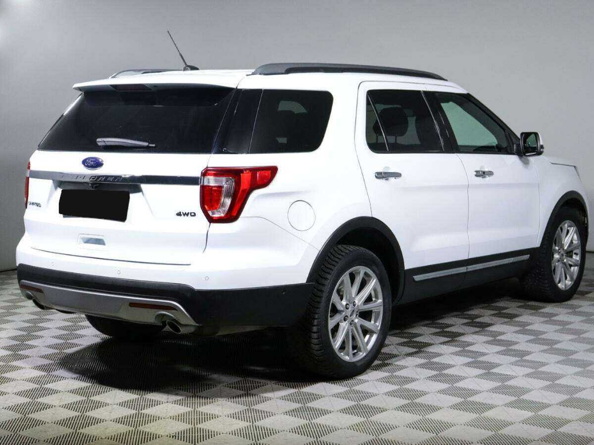 Купить Ford Explorer с пробегом. Фото: #3