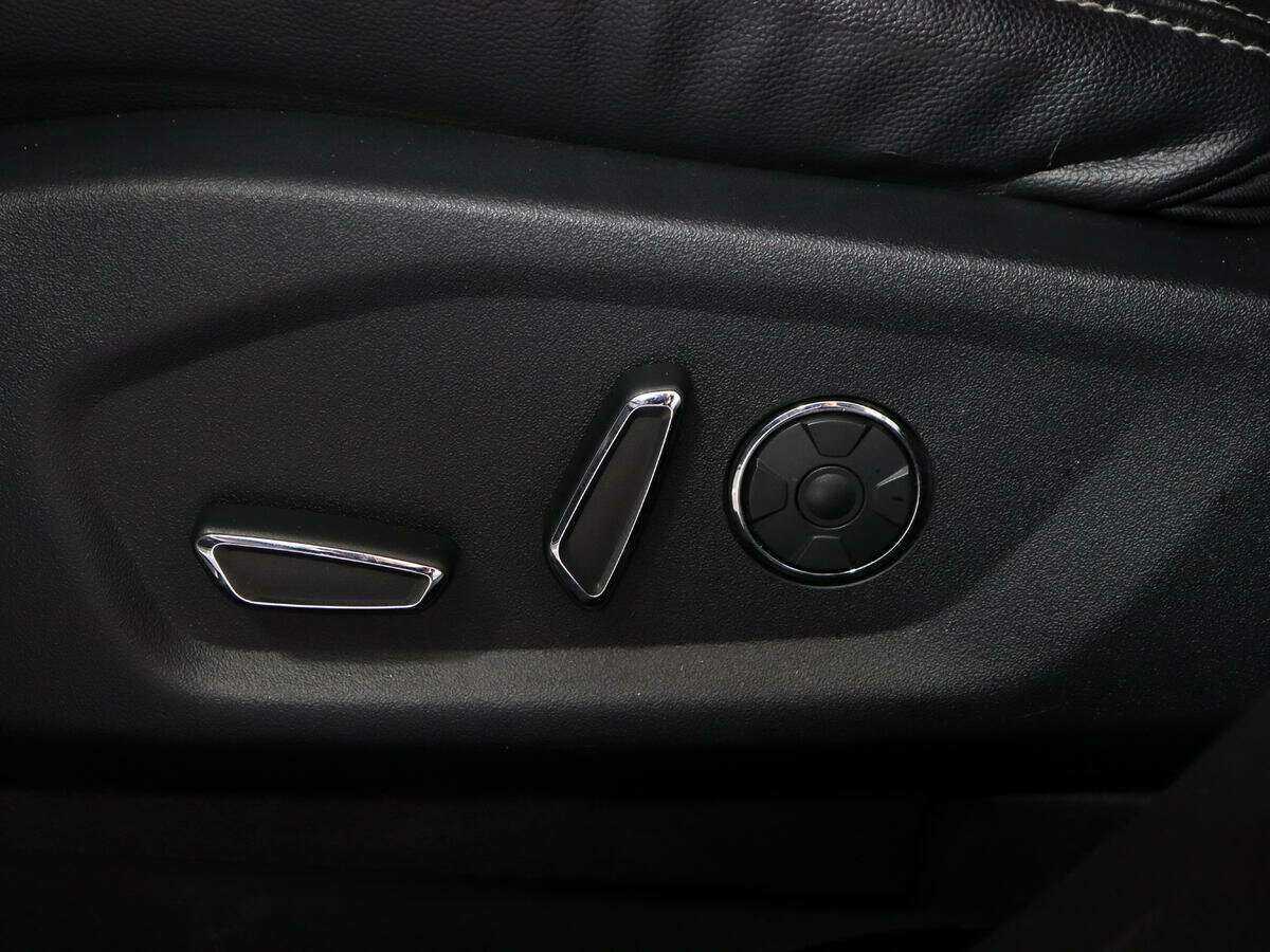 Купить Ford Explorer с пробегом. Фото: #21