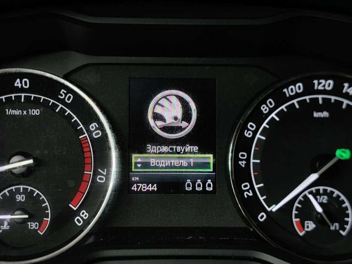 Купить Skoda Superb с пробегом. Фото: #13