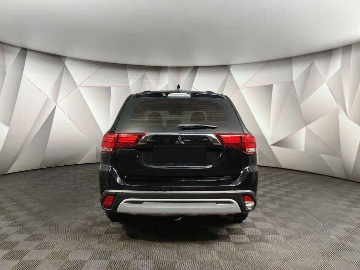 Купить Mitsubishi Outlander с пробегом. Фото: #7