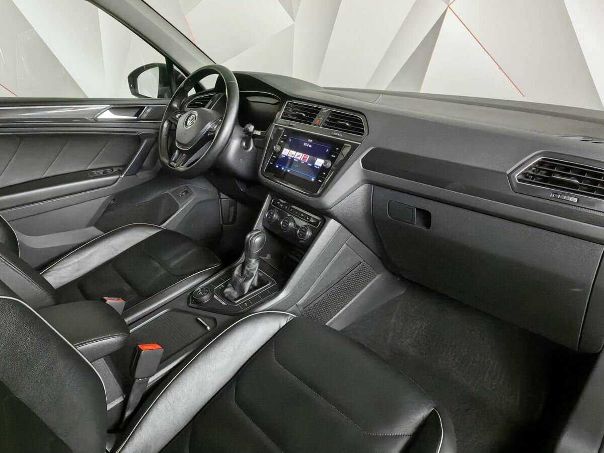 Купить Volkswagen Tiguan с пробегом. Фото: #8