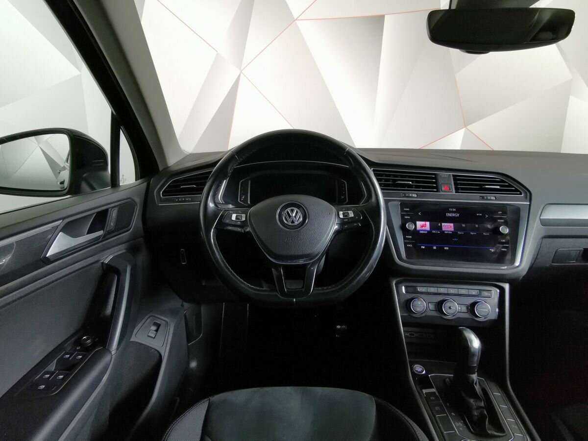 Купить Volkswagen Tiguan с пробегом. Фото: #14