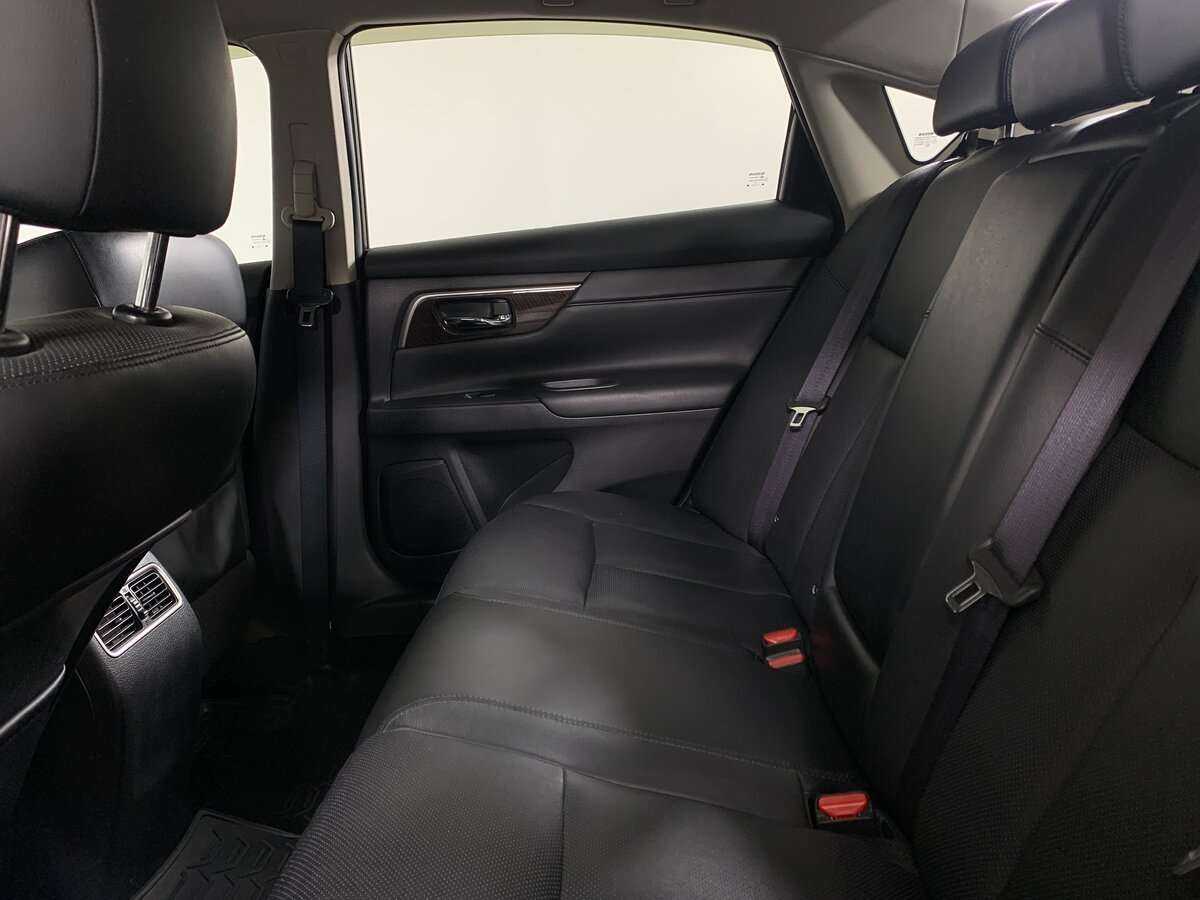 Купить Nissan Teana с пробегом. Фото: #15