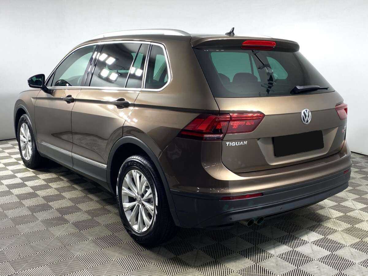 Купить Volkswagen Tiguan с пробегом. Фото: #6