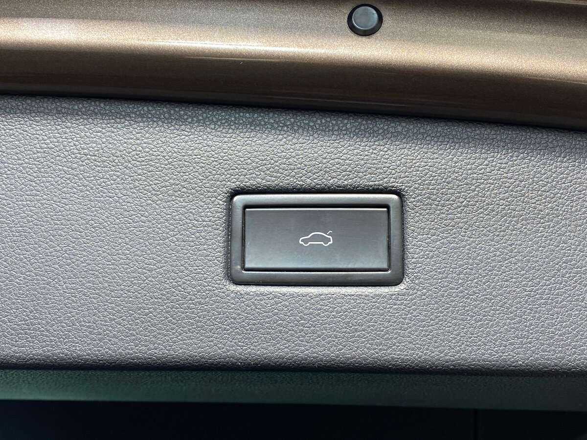 Купить Volkswagen Tiguan с пробегом. Фото: #8