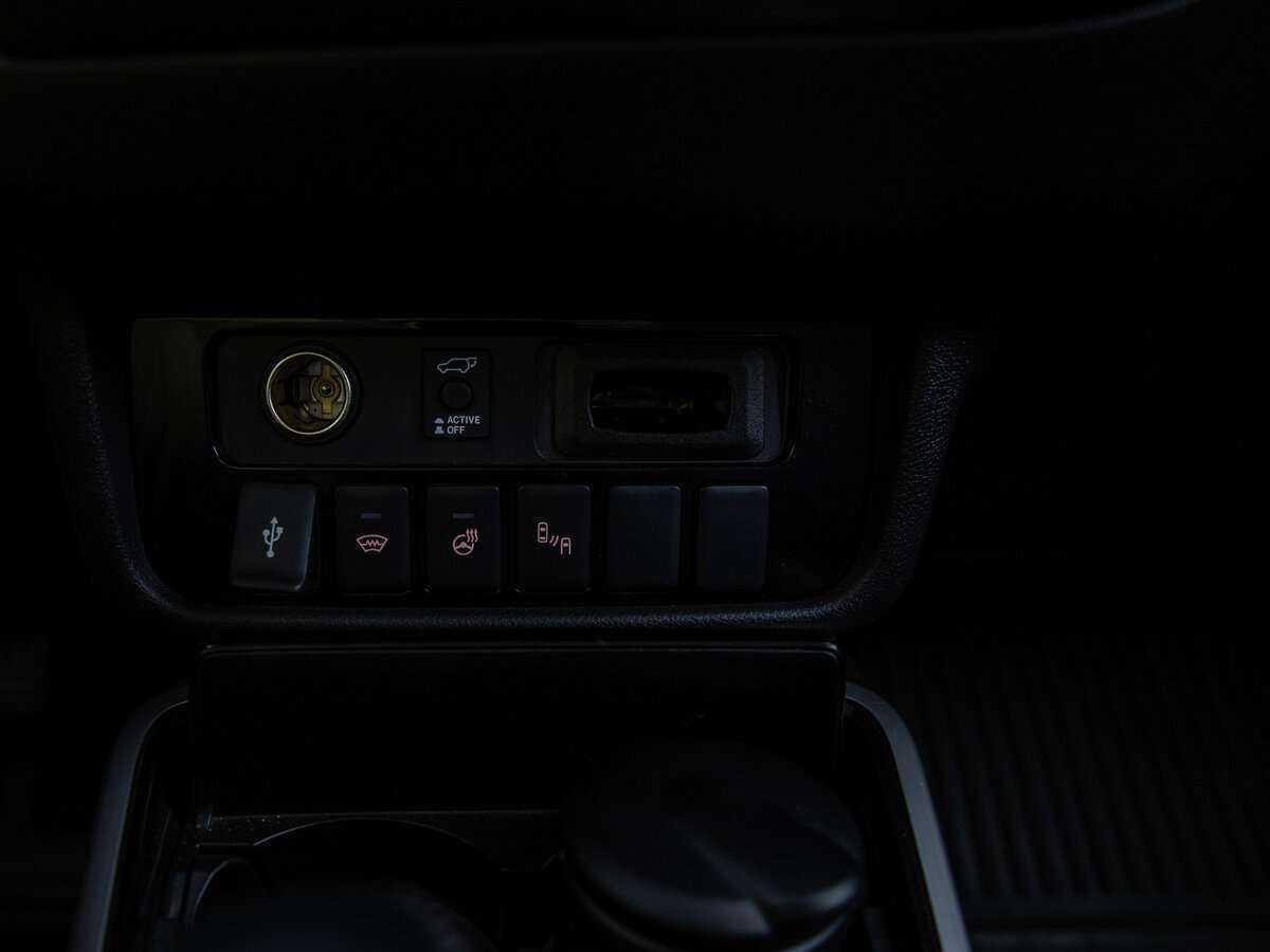 Купить Mitsubishi Outlander с пробегом. Фото: #12