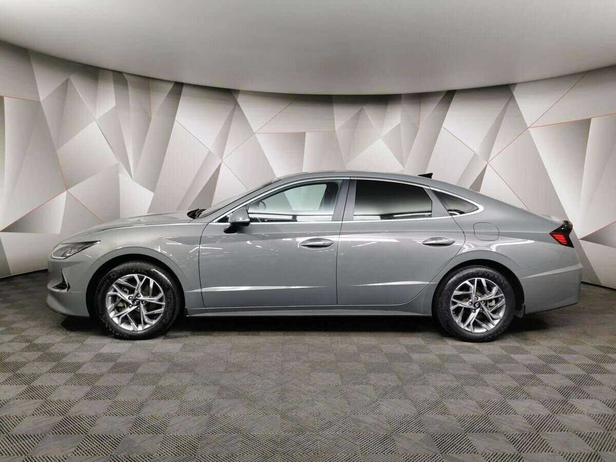 Купить Hyundai Sonata с пробегом. Фото: #4